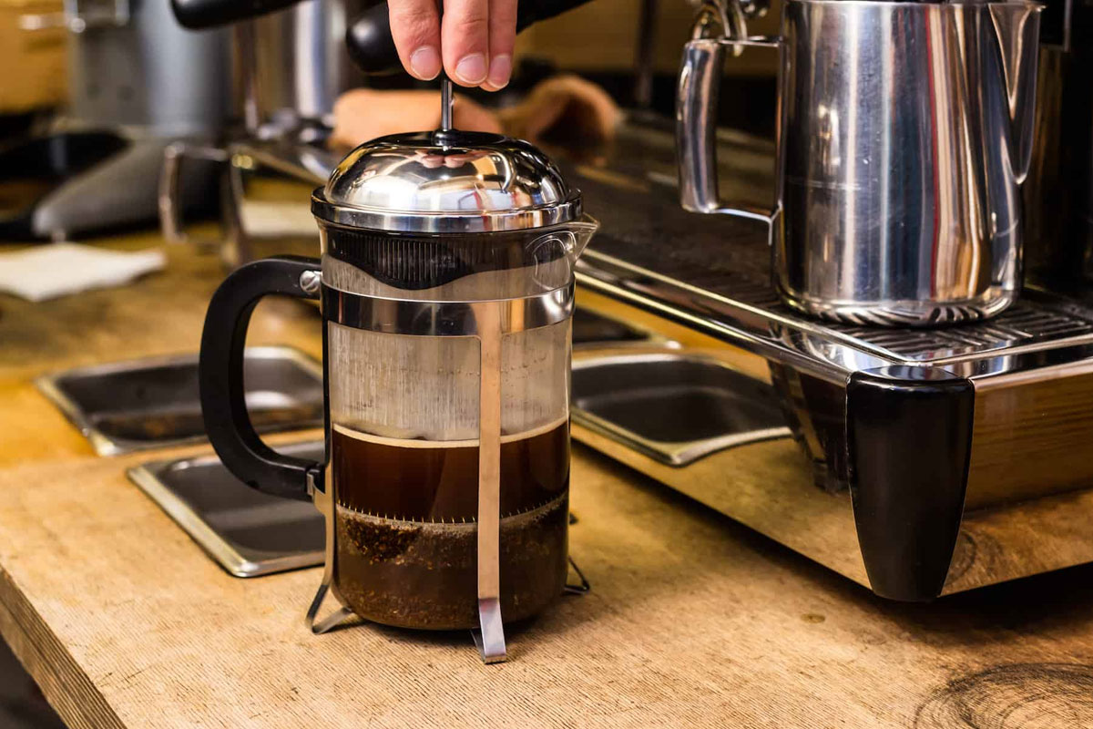 French Press ile filtre kahve yapmak